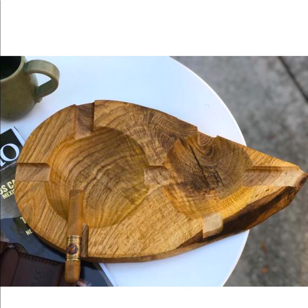 Oh Ute cigar ashtray